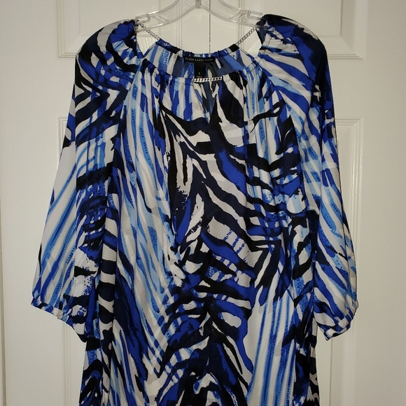 Chico's Tops - Chico's  Black Label Tunic- like new!